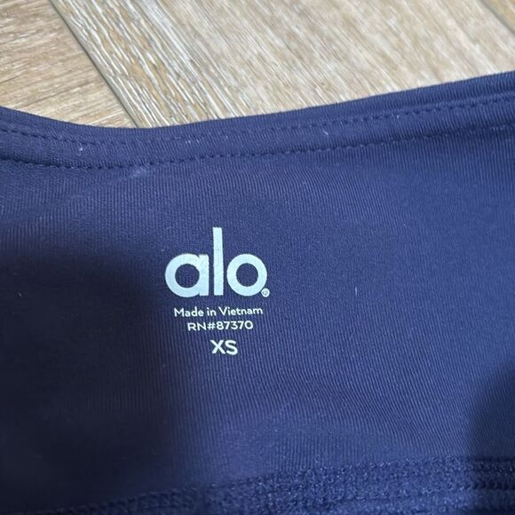 Alo Yoga Coast Leggings - Picture 5 of 7